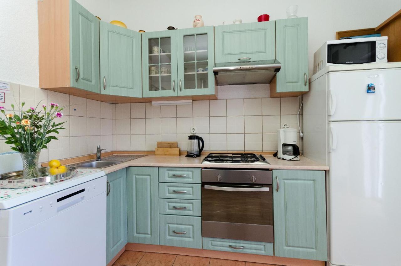 Apartments Mijatovic Lopar Εξωτερικό φωτογραφία