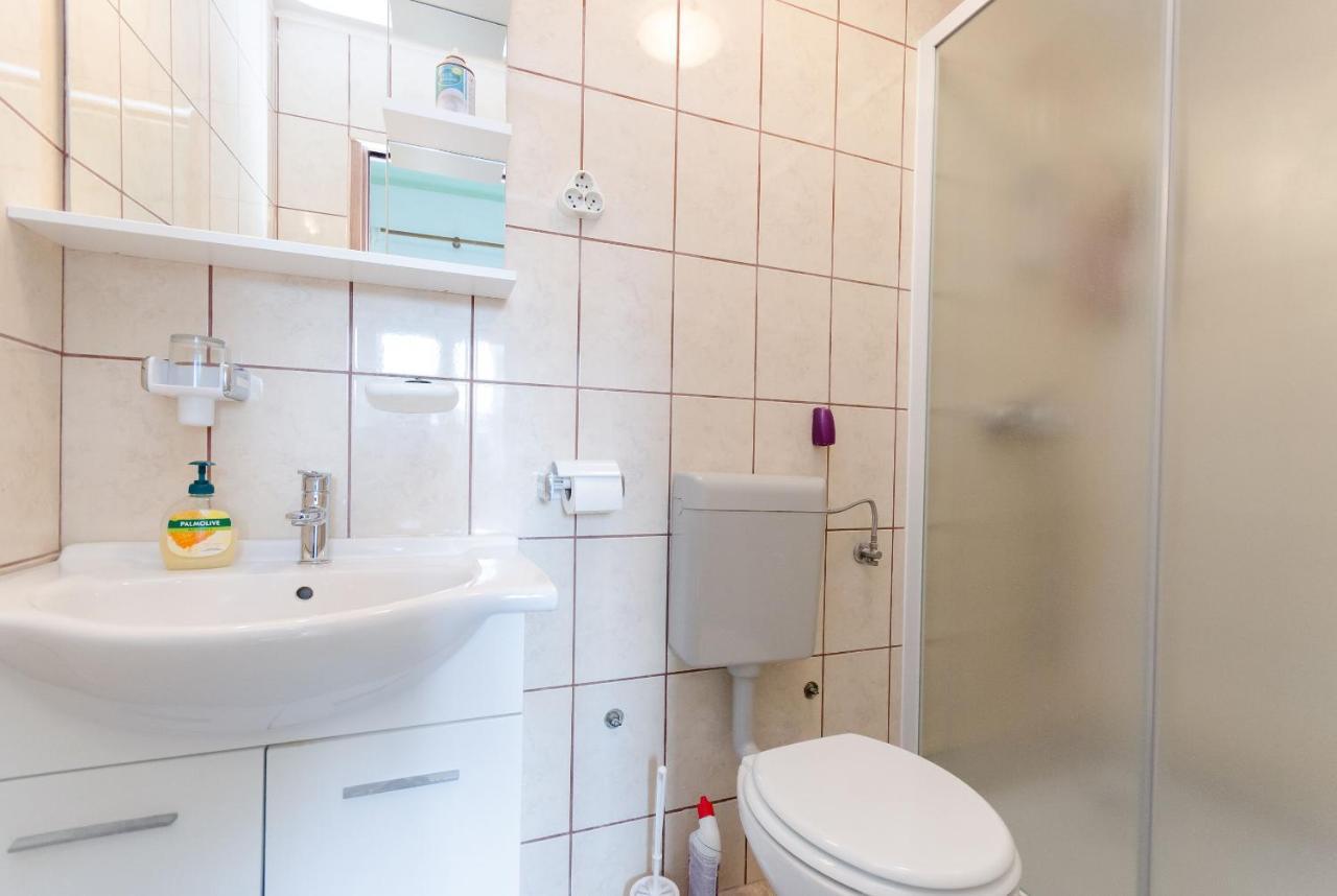 Apartments Mijatovic Lopar Εξωτερικό φωτογραφία